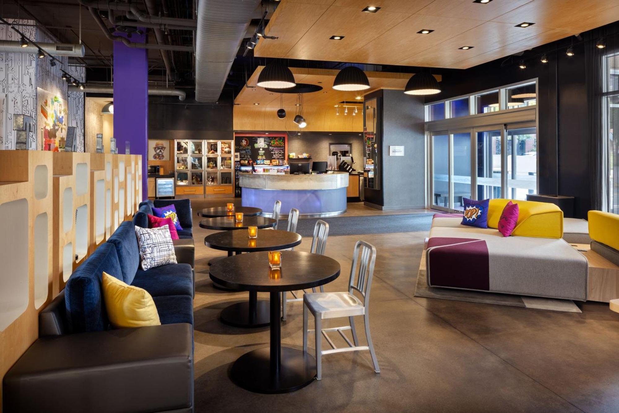Aloft Tallahassee Downtown Exterior photo